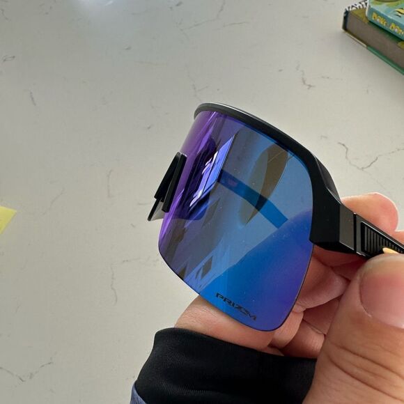 Sporty Blue Mirrored Sunglasses - Picture 5 of 9